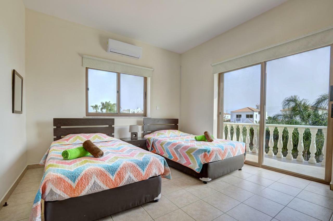Villa Eva Ayia Napa Exterior photo
